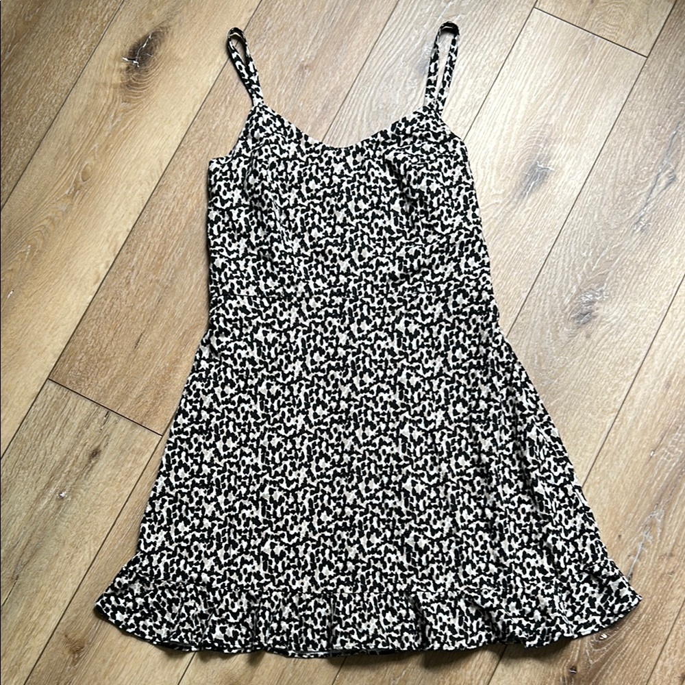 Old Navy Cami Dress Womens L Brown Leopard Cheetah Big Cat Smocked Animal NWT